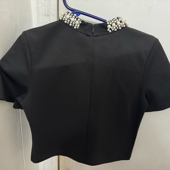 Elegant cropped top - Picture 5 of 5